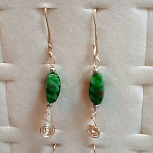 HANDCRAFTED 2 Blue Green Beaded Silver Earring… - Picture 6 of 6